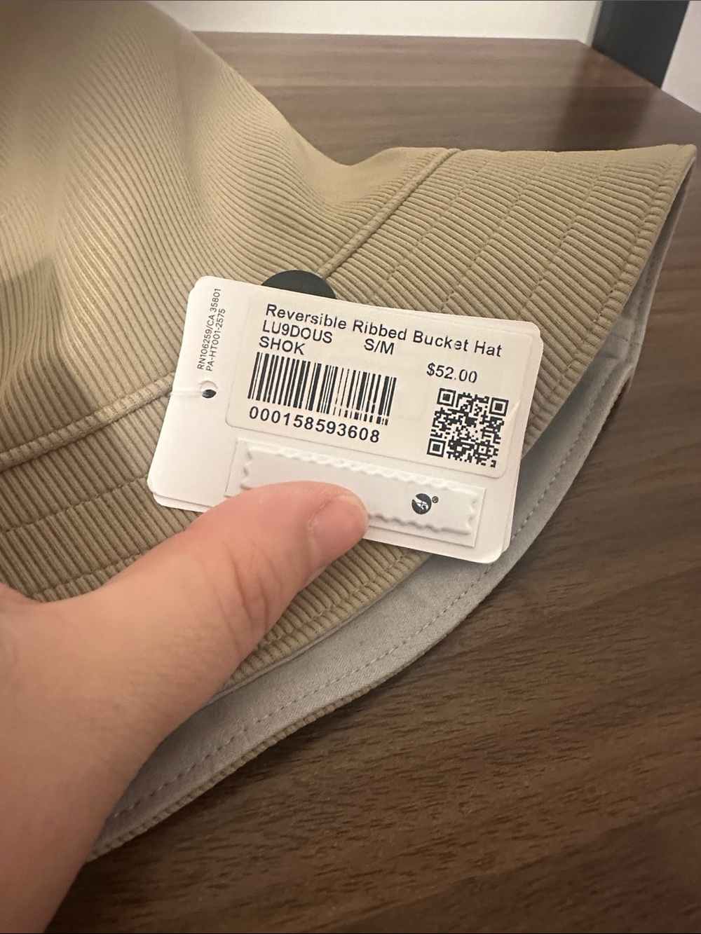 NWT Lululemon Reversible Ribbed Bucket Hat
Sheer Oak - Picture 2 of 3